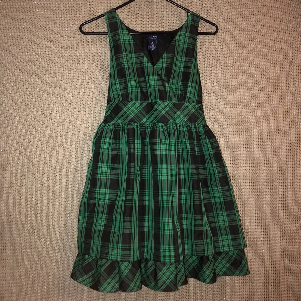 NWT girls Holiday Green Checkered Dress